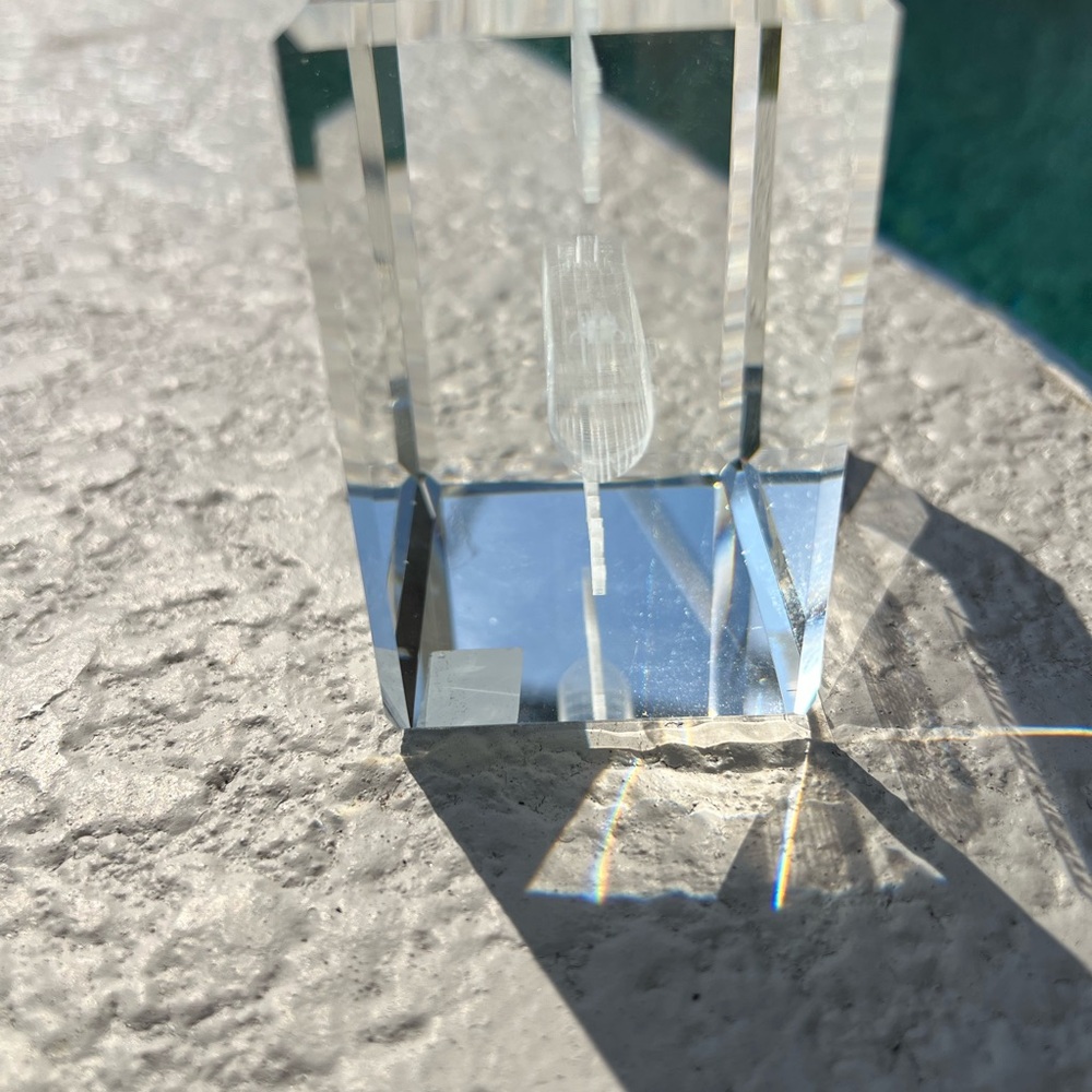 SERENADE of the Seas Royal Caribbean Crystal block ship model - Picture 14 of 14